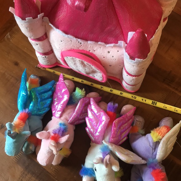 Plush Unicorn Portable Play Set - Picture 14 of 16